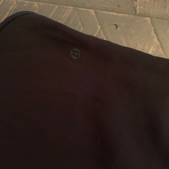 Lululemon On the Fly Skirt - Picture 3 of 3